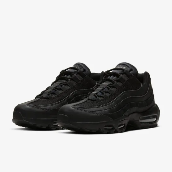 NIKE AIR MAX 95 ESSENTIAL – BLACK