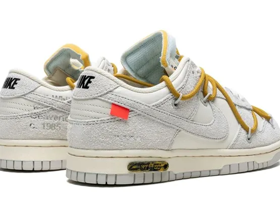NIKE OFF-WHITE X DUNK LOW